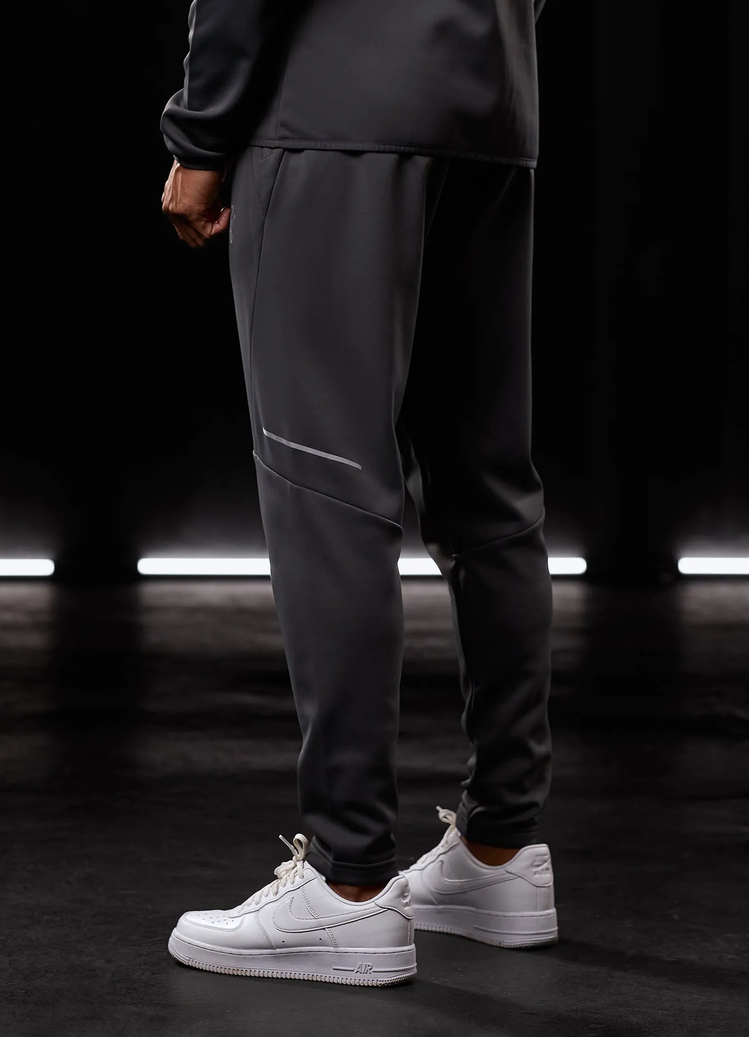 Gym King Reflect Poly Jogger - Graphite